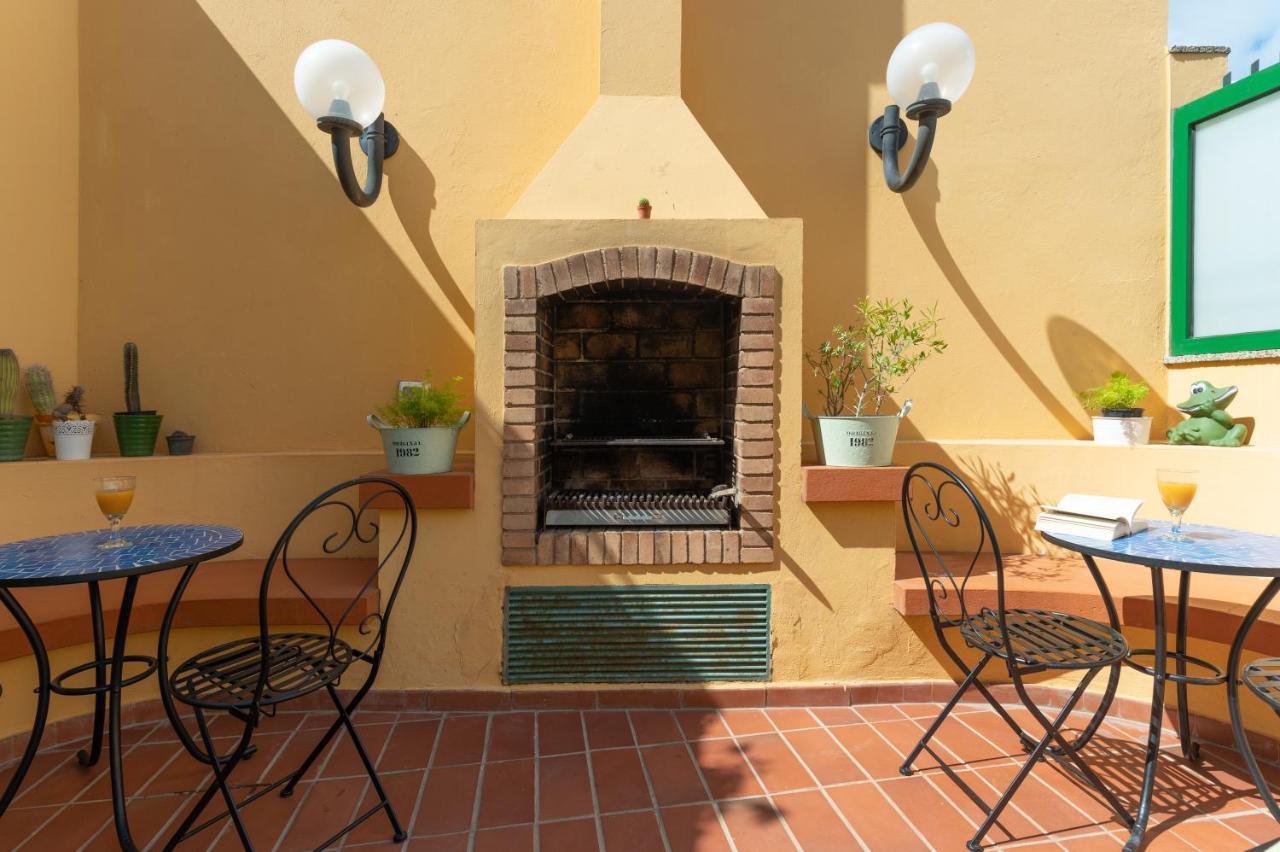 The Yellow House - Solarium - Climatized Pool Gáldar Exterior photo